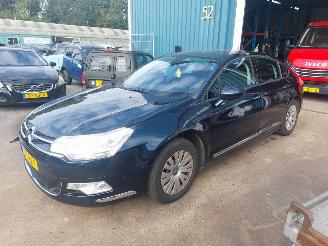 Voiture accidenté Citroën C5 C5 III Berline (RD) Hatchback 1.6 16V THP 155 2010/6