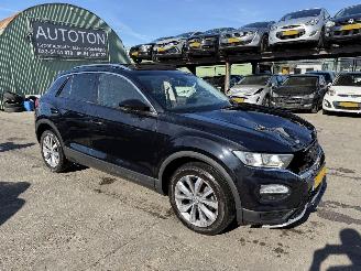 Avarii autoturisme Volkswagen T-Roc 1.0 TSI 85KW Pano Clima Navi Camera Led Sport 2019/3