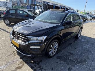 Avarii autoturisme Volkswagen T-Roc 1.0 TSI 85KW Pano Clima Navi Camera Led Sport 2019/3