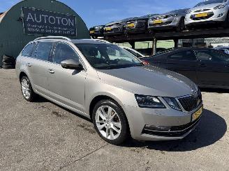 Avarii autoturisme Skoda Octavia 1.0 TSI 84KW DSG Clima Navi Led Style Busienss Greentech NAP 2017/6