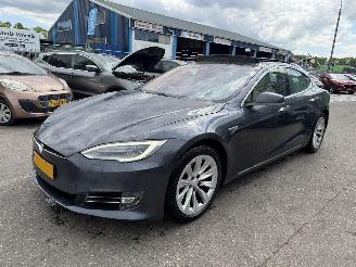Unfallwagen Tesla Model S 90D 310KW Pano Clima Navi Base Camera 2017/1