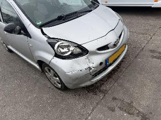 Toyota Aygo 1.0-12V 50KW 5-Deurs picture 11
