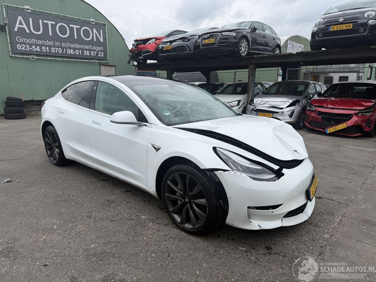 Tesla Model 3 75 kWh Long Range 258KW AWD Clima Navi Pano NAP