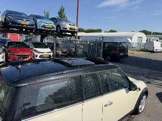 Mini Clubman 1.6 Cooper 88KW Pano Clima Chili picture 13