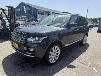 Schadeauto Land Rover Range Rover 4.4 SDV8 250KW Autobiography Pano Clima Navi Led Xenon NAP 2014/4