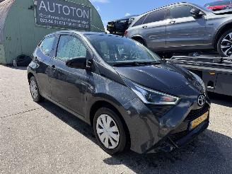 Unfallwagen Toyota Aygo 1.0 VVT-I 53KW X-fun Airco Led 5-Drs NAP 2020/9