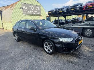 Voiture accidenté Audi A4 2.0 TDI ( 35 TDI ) Autom. 120KW Clima Navi Led Leer 2021/4