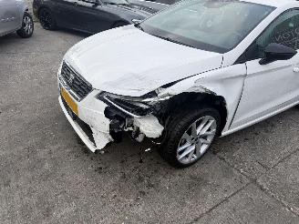Seat Ibiza 1.0 EcoTSI FR 70KW Clima Navi Camera Led Business Connect 5-Drs NAP picture 18