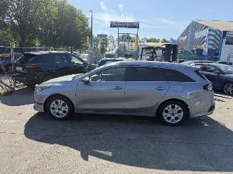 Kia Ceed 1.5 T-GDI 118KW Autom. DynamicPlusLine Navi Clima Led NAP picture 4