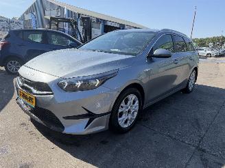 Kia Ceed 1.5 T-GDI 118KW Autom. DynamicPlusLine Navi Clima Led NAP picture 2