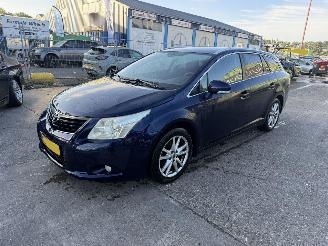 Vaurioauto  passenger cars Toyota Avensis 2.0 VVTi 112KW Business Clima Navi Camera Business NAP 2011/1