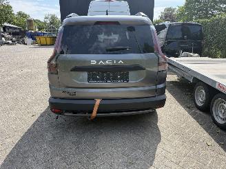 Dacia Jogger HYBRID  7 SEATER picture 5