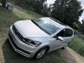Schadeauto Volkswagen Touran HIGHLINE 2022/7