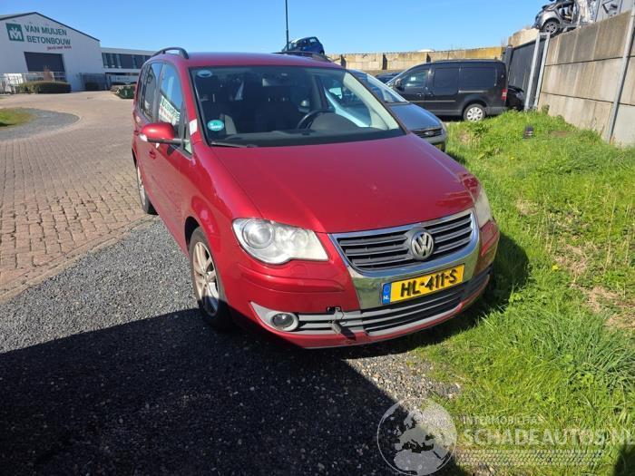 Volkswagen Touran Touran (1T1/T2), MPV, 2003 / 2010 1.4 16V TSI 140