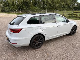krockskadad bil auto Seat Leon 1.5 FR SPORTSTOURER 2020/7