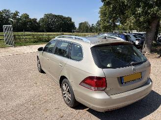 Avarii autoturisme Volkswagen Golf  2013/8