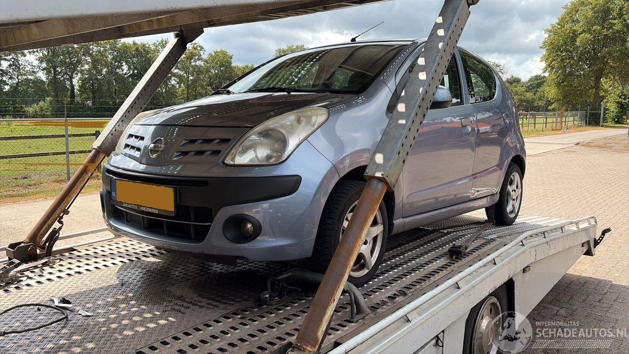 Nissan Pixo 