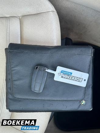 BMW 3-serie 325i High Executive 218PK Automaat Leer picture 20