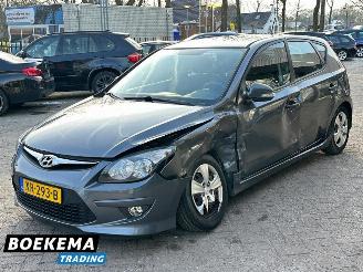Hyundai I-30 1.4i i-Motion Business Climate Stoelverw. picture 4