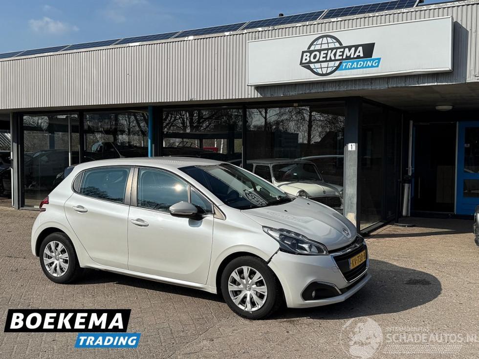Peugeot 208 1.2 PureTech Blue Lion Navigatie Airco Cruise