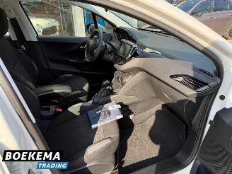 Peugeot 208 1.2 PureTech Blue Lion Navigatie Airco Cruise picture 20