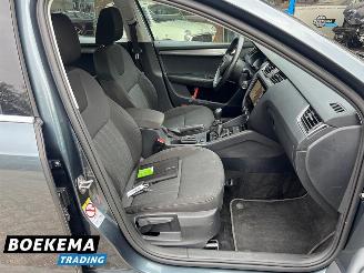 Skoda Octavia 1.0 TSI Business Ed Navigatie Canton Stoelverw. Climate Cruise PDC picture 20