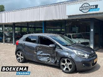 uszkodzony samochody osobowe Kia Rio 1.2 CVVT Super Pack Keyless Climate Cruise PDC 2013/5