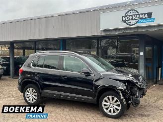 Volkswagen Tiguan 2.0 TDI Comfort&Design Pano Stoelverw. Cruise Climate PDC Trekh. picture 1