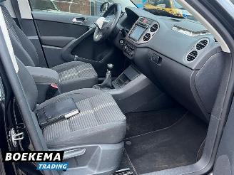 Volkswagen Tiguan 2.0 TDI Comfort&Design Pano Stoelverw. Cruise Climate PDC Trekh. picture 21