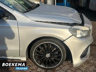 Mercedes A-klasse 180 Prestige AMG Panorama Navigatie Stoelverw. Airco PDC picture 7