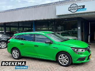 Unfallwagen Renault Mégane Estate 1.3 TCe Zen LED Climate Cruise Navi PDC 2020/9