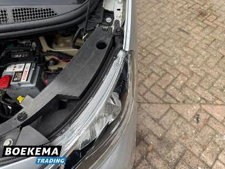 Toyota Proace 1.5 D-4D Cool 9-Persoons Panorama Airco Euro6 picture 13