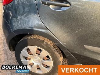 Mazda 2 1.3 BIFUEL Cool 5-Drs Trekhaak picture 9