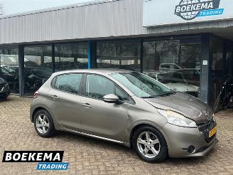 Coche accidentado Peugeot 208 1.4 VTi Active 5-Drs Climate Cruise Trekh. 2012/7