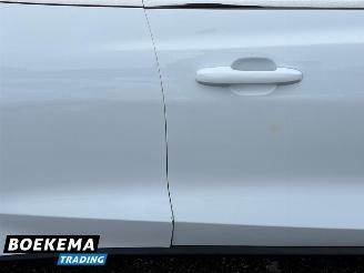 Ford Focus Wagon 1.0 EcoBoost 125PK Hybrid Navi Climate Cruise PDC Trekh. picture 15