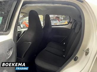 Peugeot 108 1.0 e-VTi Active Airco 5-Deurs picture 18