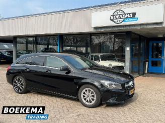krockskadad bil auto Mercedes Cla-klasse 200 Ambition 156PK Widescreen Stoelverw. Navigatie 2015/12
