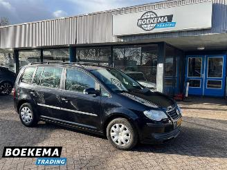 uszkodzony samochody osobowe Volkswagen Touran 1.4 TSI 140PK Business Navigatie Cruise Climate 2007/5