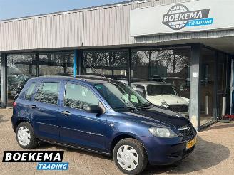 skadebil auto Mazda 2 1.4 Exclusive 2005/1