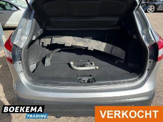 Nissan Qashqai 1.2 Connect Edition Automaat Navigatie Climate Cruise picture 20