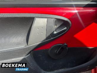 Peugeot 107 1.0 Access Airco 5-Deurs picture 15