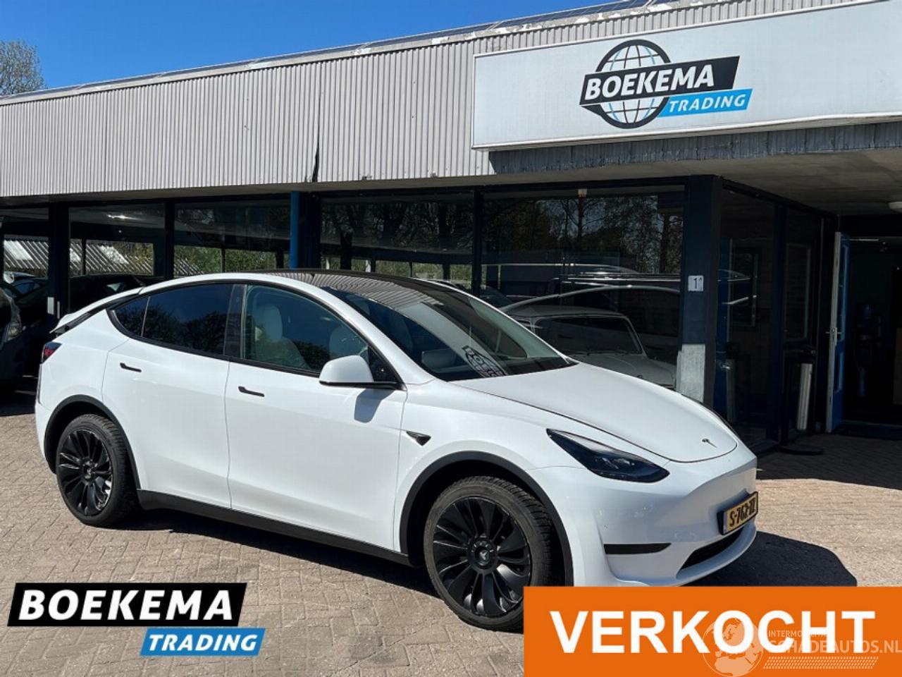 Tesla Model Y RWD 58 kWh FSD Computer 3