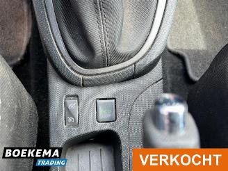 Renault Clio Estate 0.9 TCe Night&Day R-Link Navigatie Cruise Airco picture 18