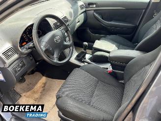 Toyota Avensis wagon 2.0 VVTi Luna Navigatie Climate Cruise picture 14