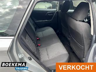 Toyota Auris Touring Sports 1.8 Hybrid Dynamic Navigatie Cruise Climate picture 22
