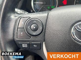 Toyota Auris Touring Sports 1.8 Hybrid Dynamic Navigatie Cruise Climate picture 29