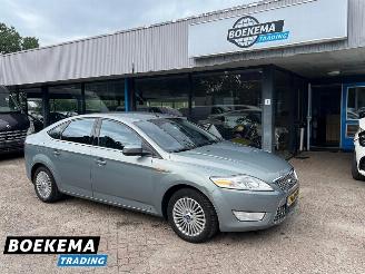 Voiture accidenté Ford Mondeo 1.6 16V Titanium Climate Cruise Trekhaak 2008/1