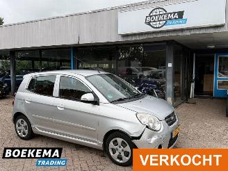 Kia Picanto 1.1 X-ecutive Automaat Leer Climate PDC Trekhaak picture 1