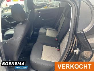 Peugeot 208 1.2 VTi Oxygo Cruise Navi Clima Trekhaak picture 14