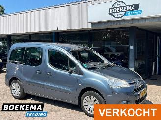 Vaurioauto  passenger cars Citroën Berlingo 1.6 VTi 120 Multispace Cruise-Control Airco Elektrische ramen 2011/5